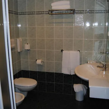 Mercedes Hotel 3*