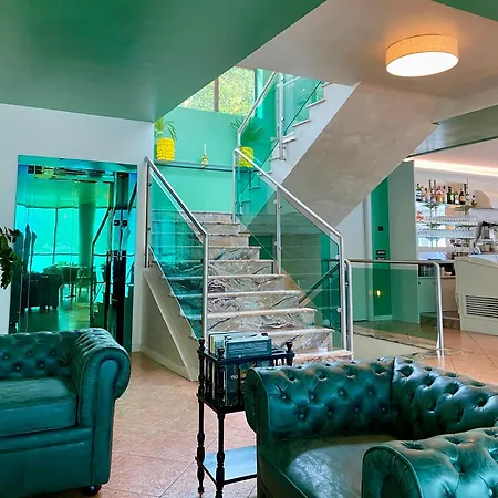 Hotel Mercedes 3*