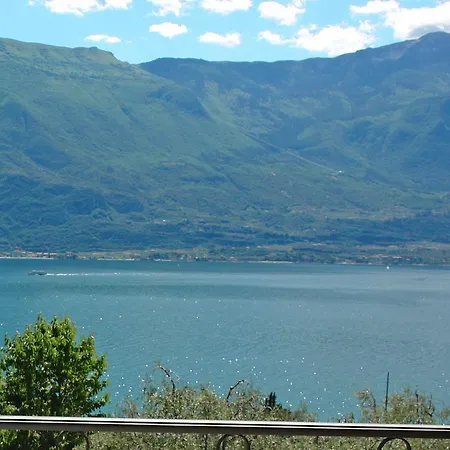 Mercedes 3* Limone sul Garda