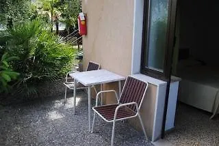 Mercedes 3* Limone sul Garda