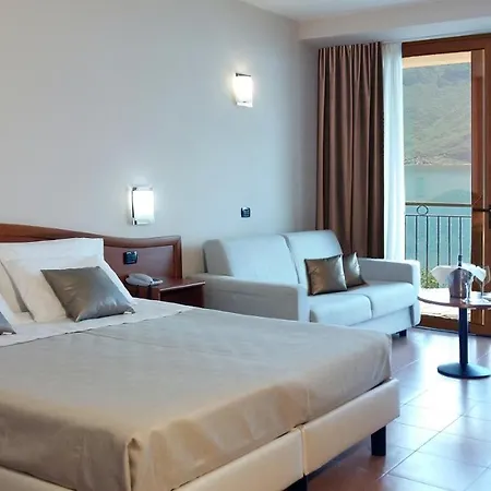 Mercedes Hotel