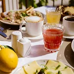 Hotel Mercedes 3*