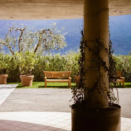 Mercedes Hotel 3*